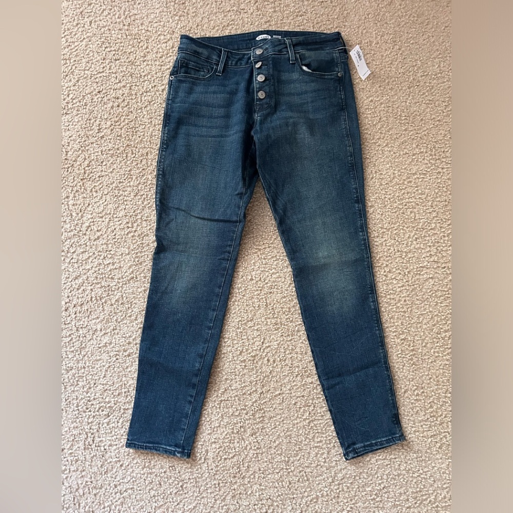 Women’s old navy rockstar jeans size 8 NWT